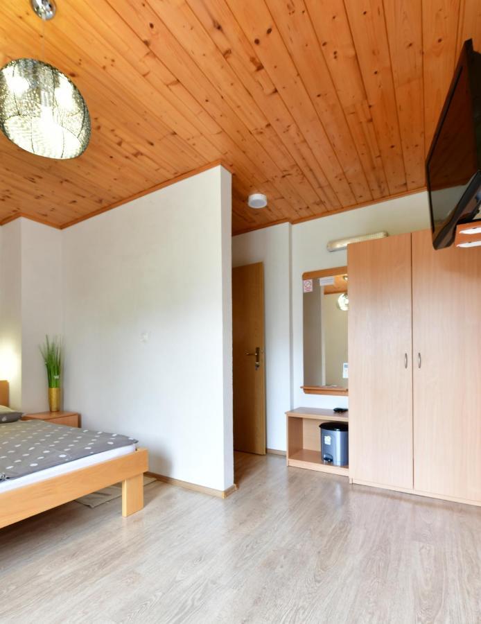 Rooms Toni Seliste Dreznicko Bagian luar foto