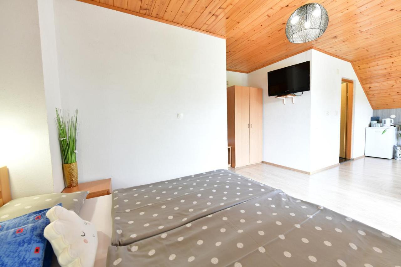 Rooms Toni Seliste Dreznicko Bagian luar foto