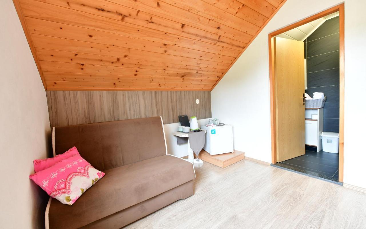Rooms Toni Seliste Dreznicko Bagian luar foto